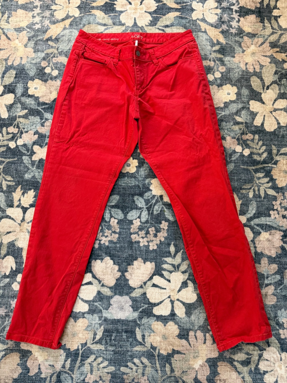 LOFT Red Curvy Skinny Jeans size 29/8